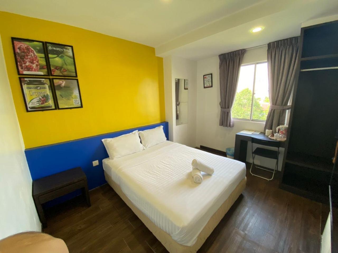 Timez Business Hotel Cheras Exterior foto
